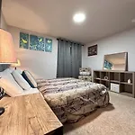 511) Cozy 3 Bedroom By Niagara Falls