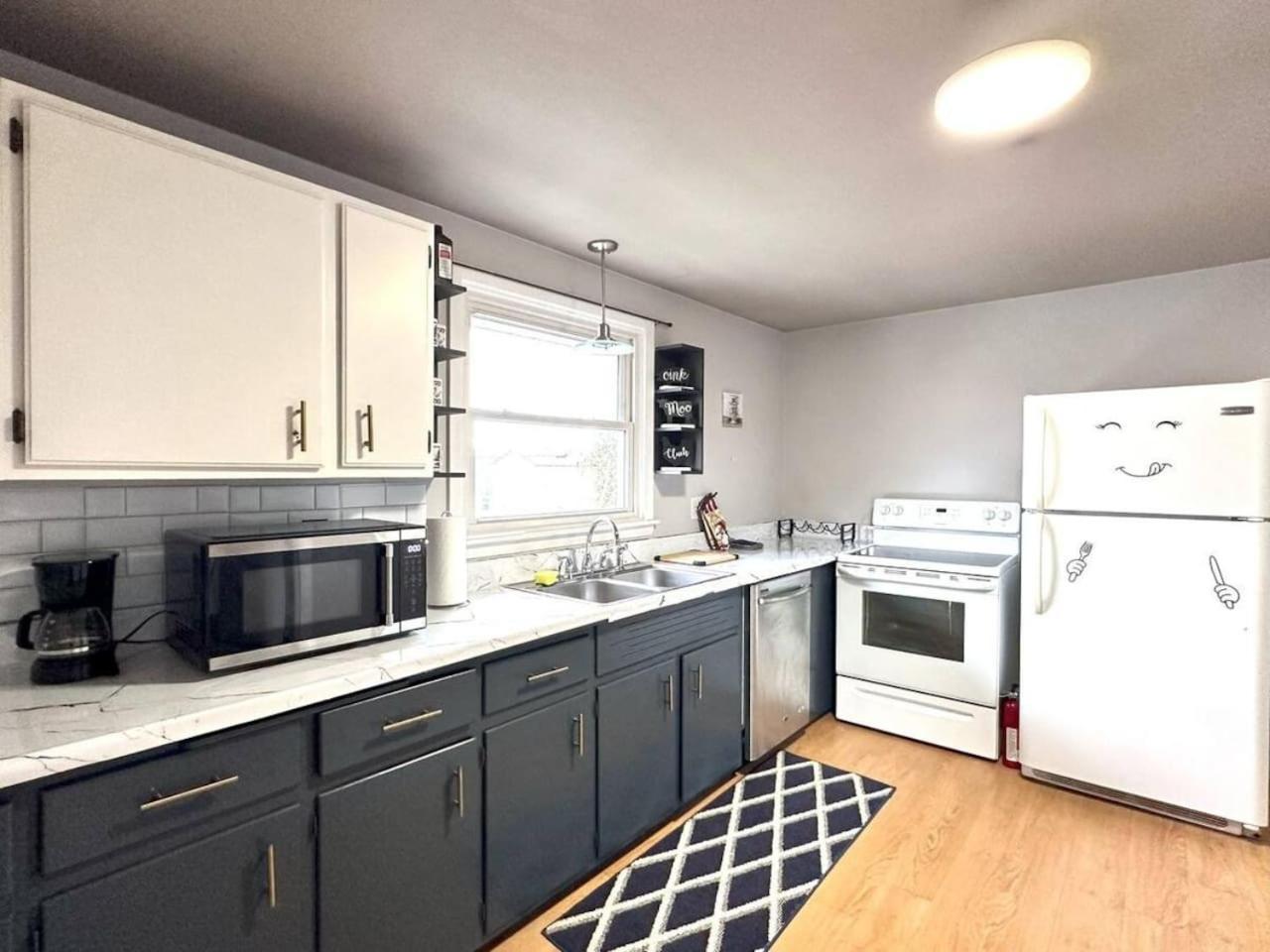 511) Cozy 3 Bedroom By Niagara Falls Holiday home